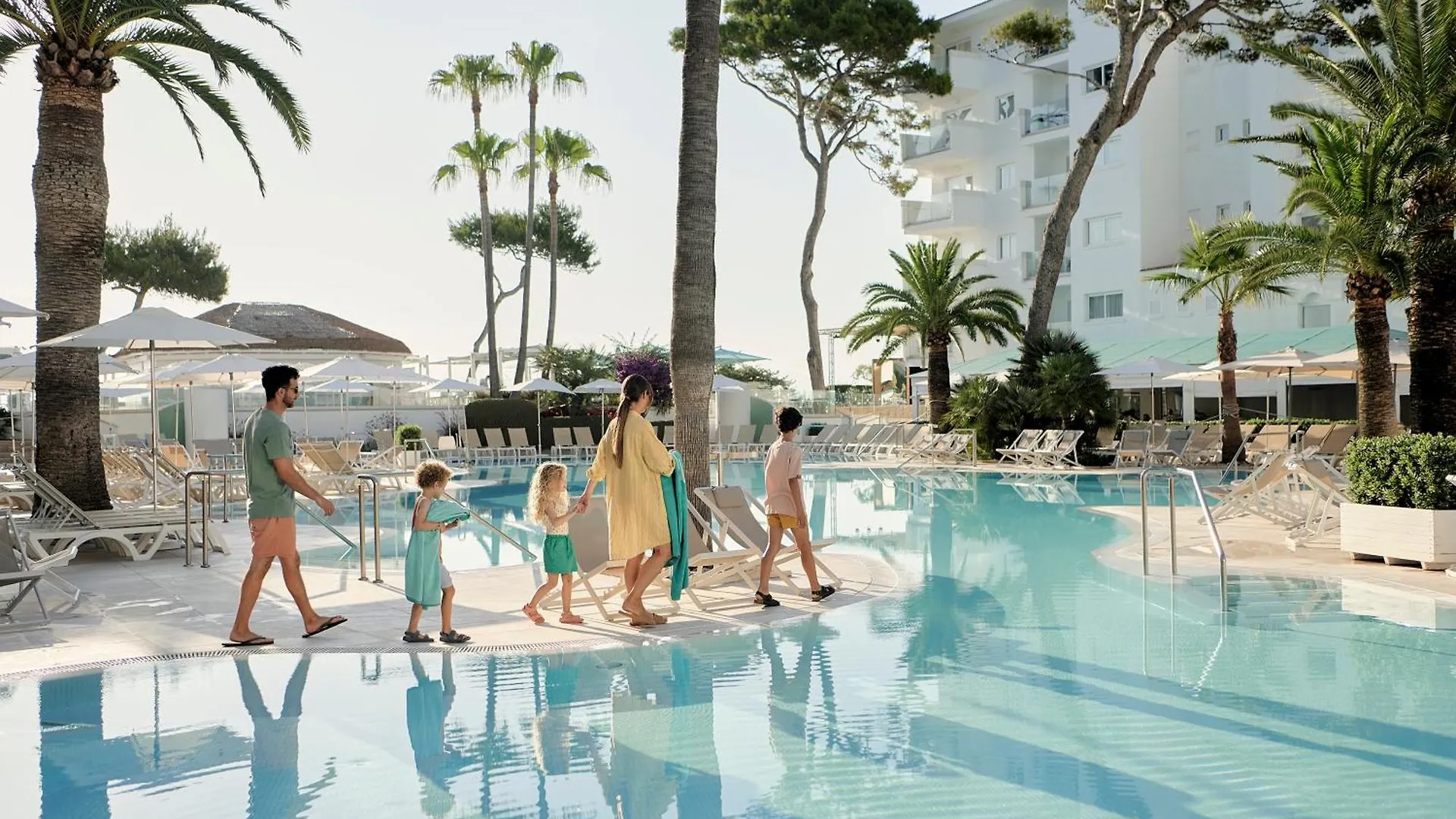 Iberostar Waves Alcudia Park Hotel Playa de Muro